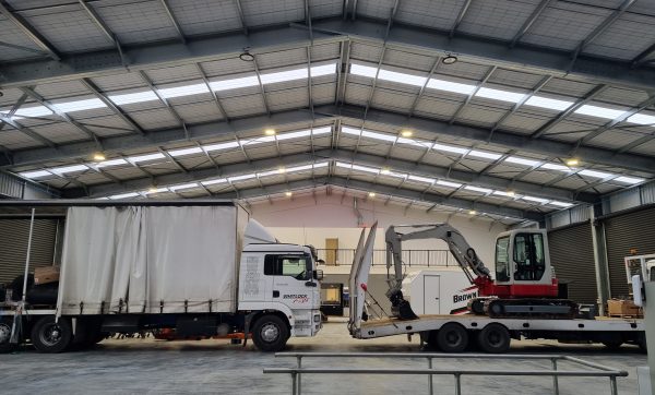 Industrial building wide span with trucks