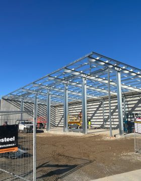 Steel retail and storage building